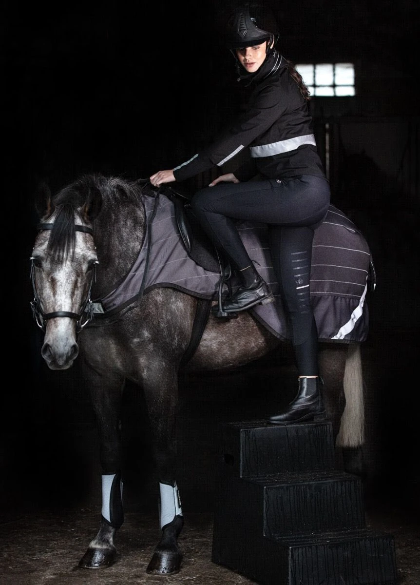 Amigo Reflectech Competition Sheet - Grey/Black